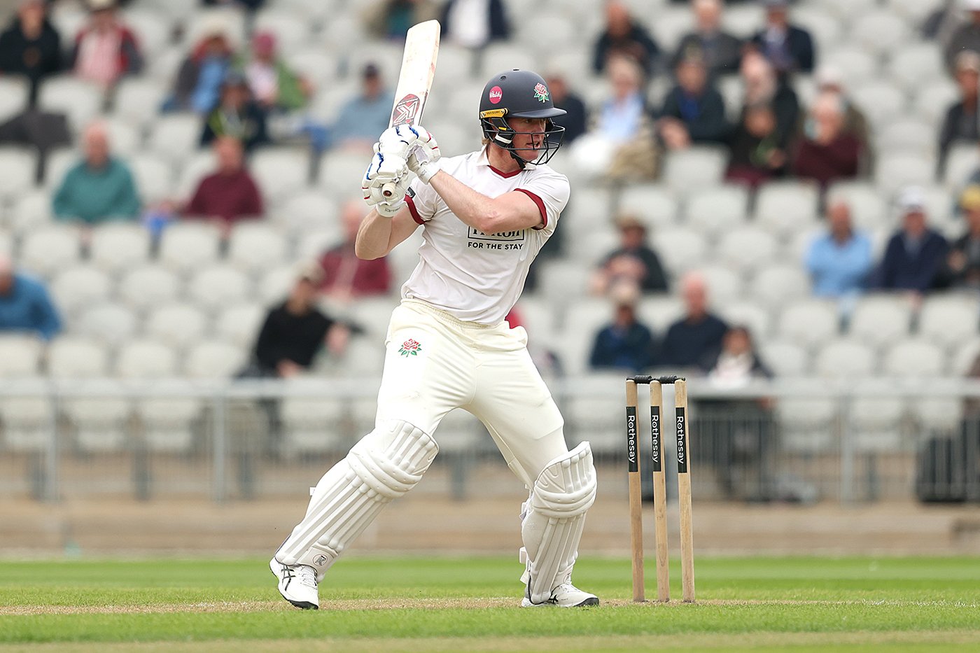 Higgins, Roland-Jones lead line as Jennings battles for Lancashire