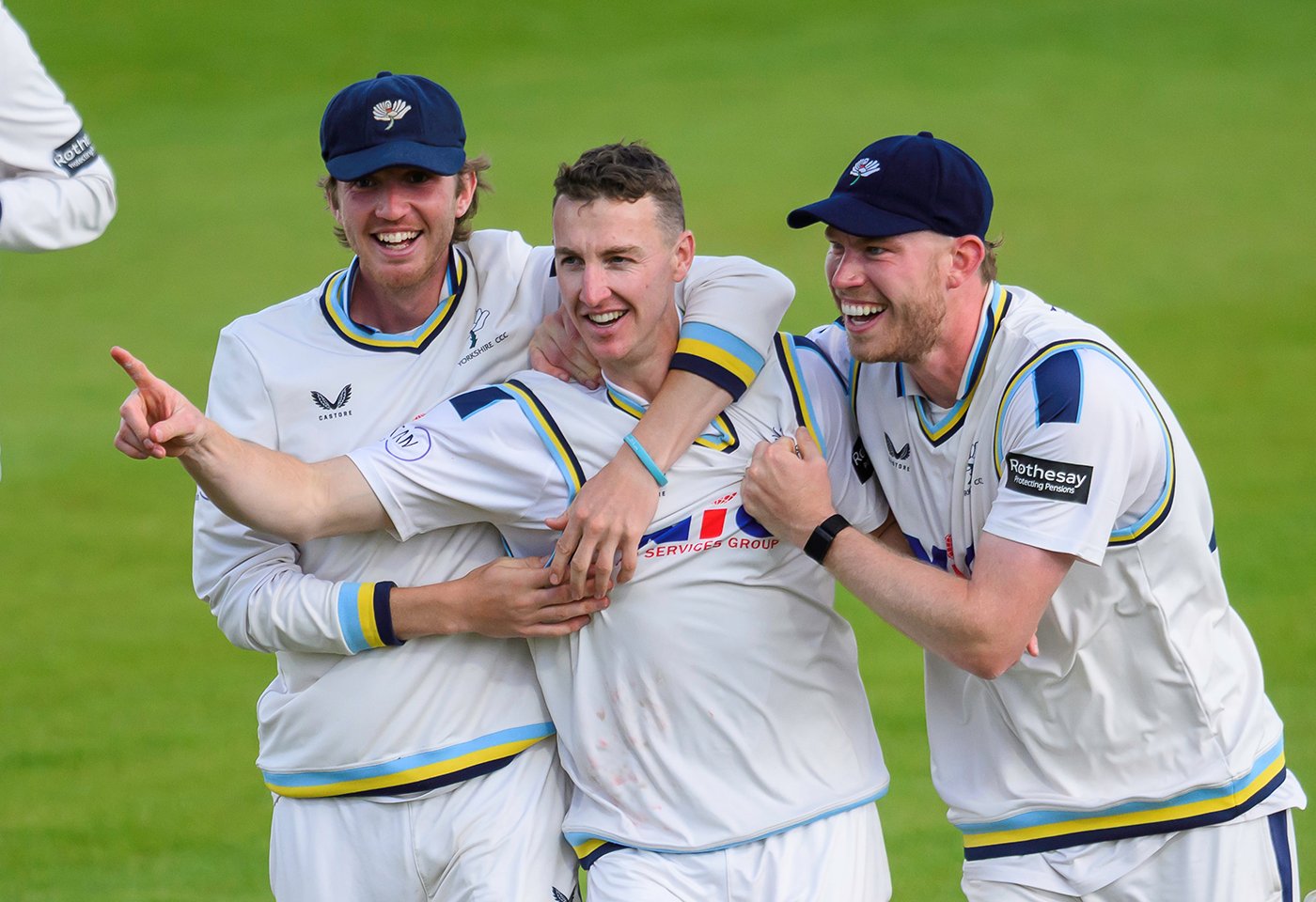 Hill four-for forces Surrey follow-on before Brook shines with ball