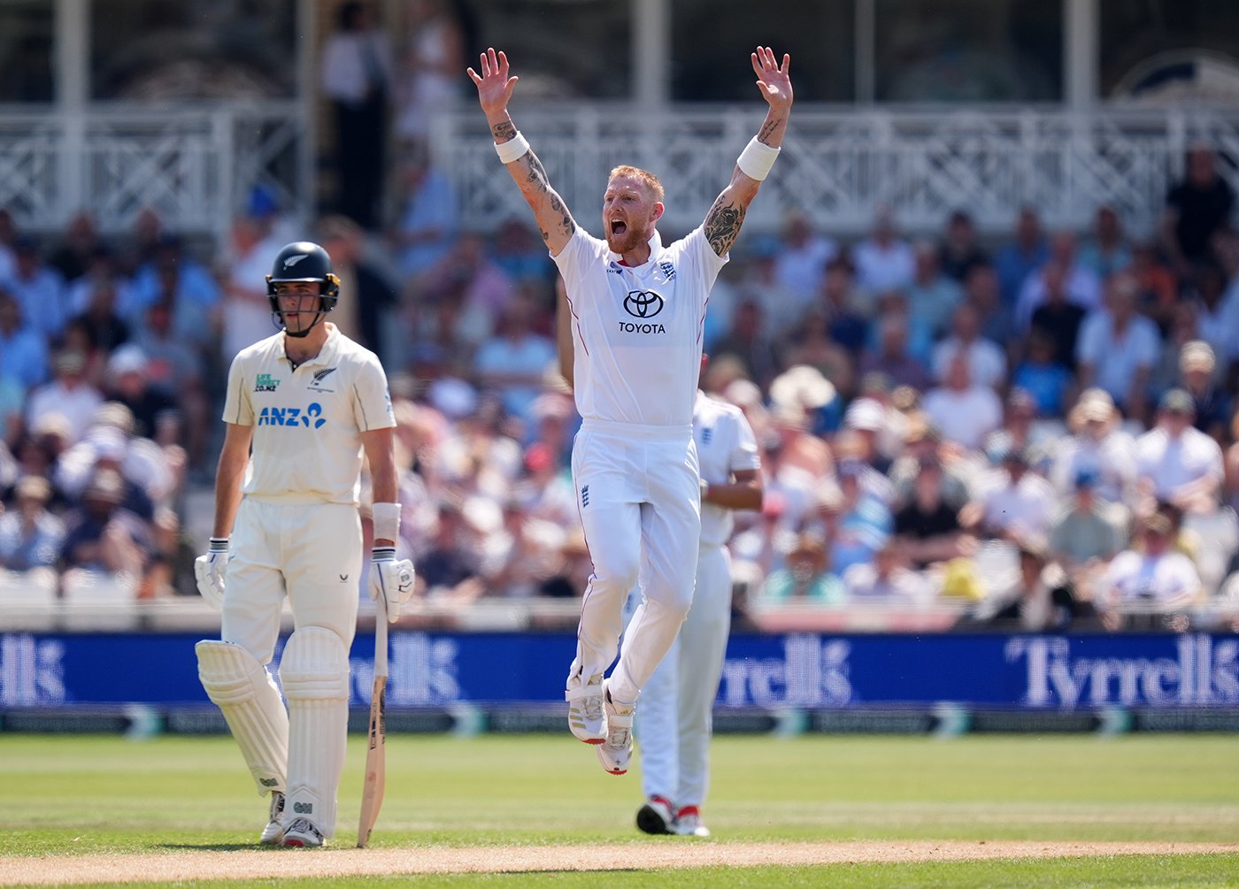 Stokes bags four as NZ struggle to build on strong start