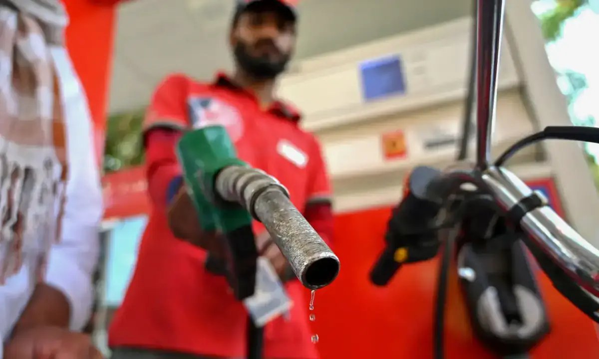 Fuel levy yields lowest fiscal deficit in nearly three decades