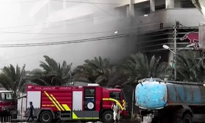 Business leaders seek probe into Customs warehouse fire in Balochistan