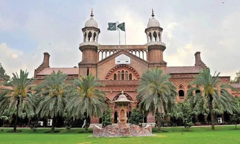 LHC upholds widows’ right to interest on delayed insurance payments