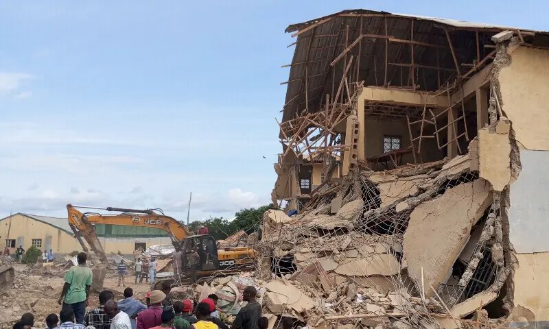Nigeria says joint strikes with US kill 175 IS fighters
