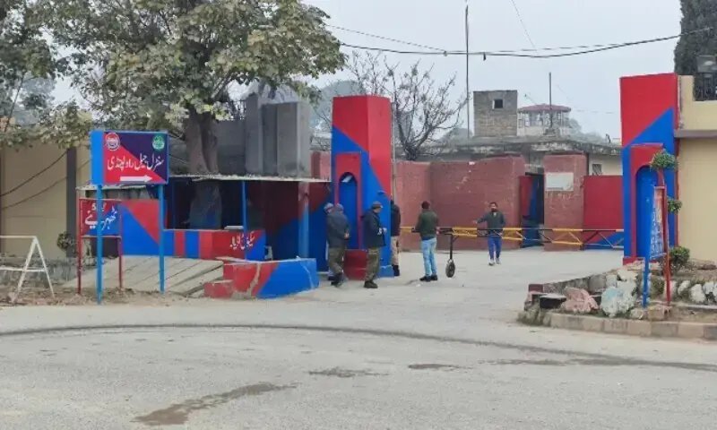 Seems PTI will now have to 'resort to agitation', says MNA after party leaders yet again denied meeting with Imran