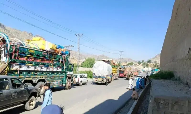 Peshawar-Torkham Highway reopens after protests against recent 'targeted attack'