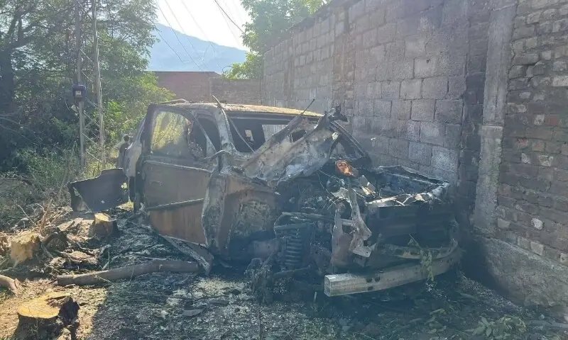 Transport leader injured in Swat armed attack; son among 3 killed
