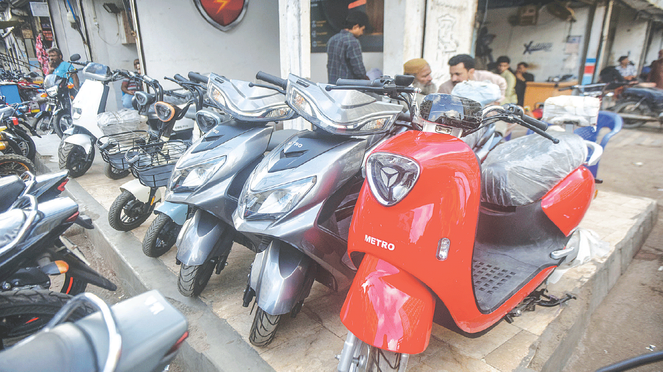 Lahore to have rental e-bike service