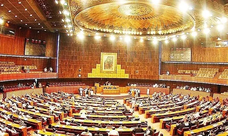President Zardari summons NA, Senate sessions on June 10