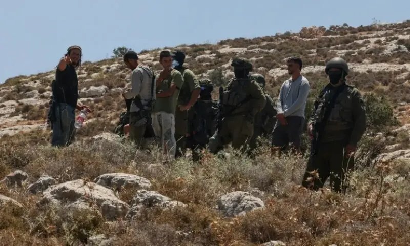 UK, allies slap sanctions over violence by Israeli settlers