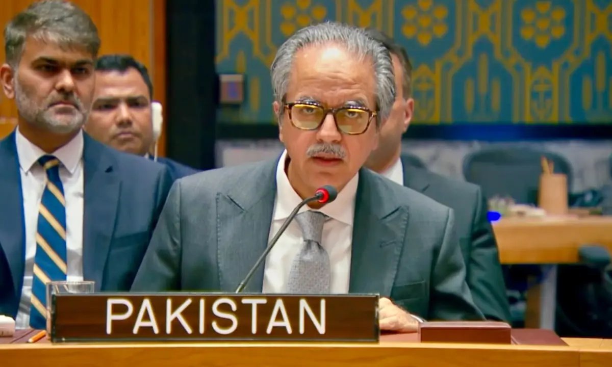 Pakistan urges to 'give peace a little more chance' as US, Iran engage in fresh round of hostilities