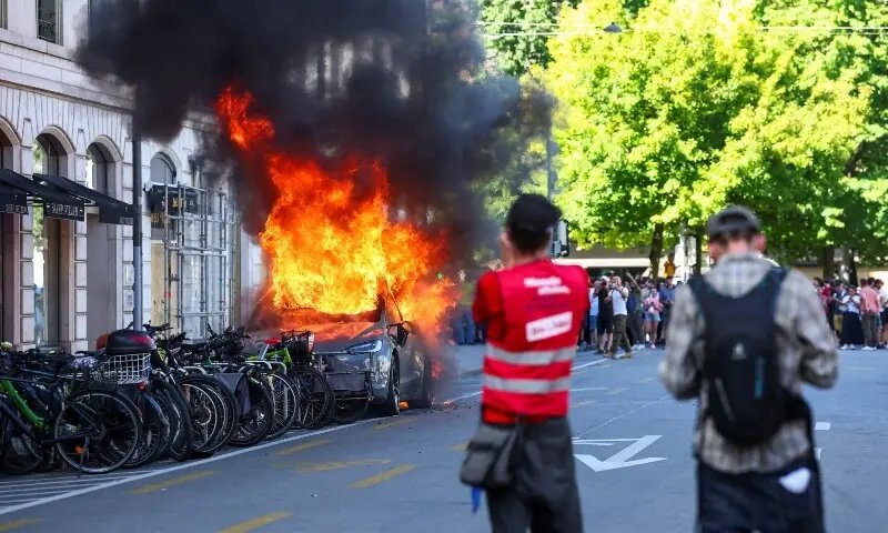 Clashes erupt in Geneva ahead of G7 summit