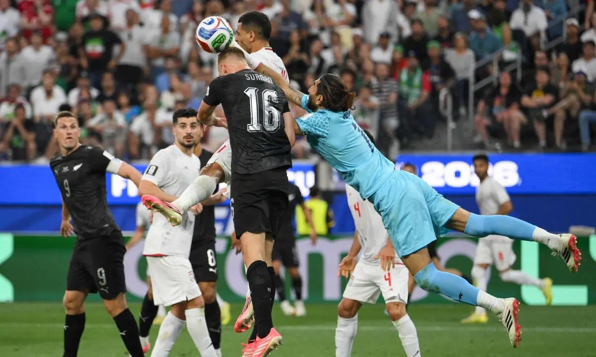 Iran begin fraught World Cup with 2-2 New Zealand draw