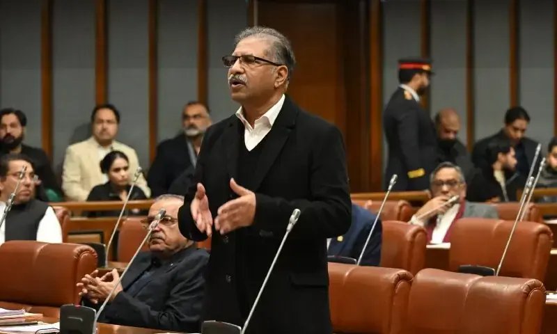 PTI’s Ali Zafar rejects budget, says it achieves neither growth nor public welfare
