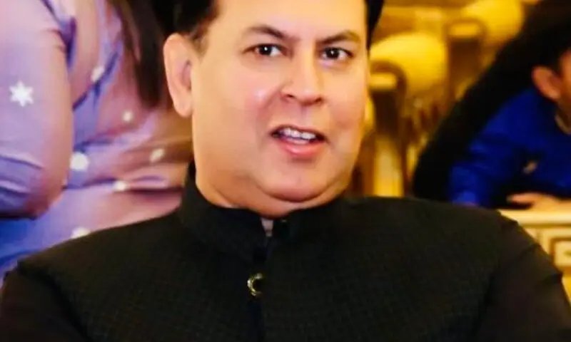 NCCIA summons columnist Taufeeq Butt for comment on bureaucrats