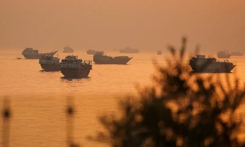 What happens when the Strait of Hormuz reopens?