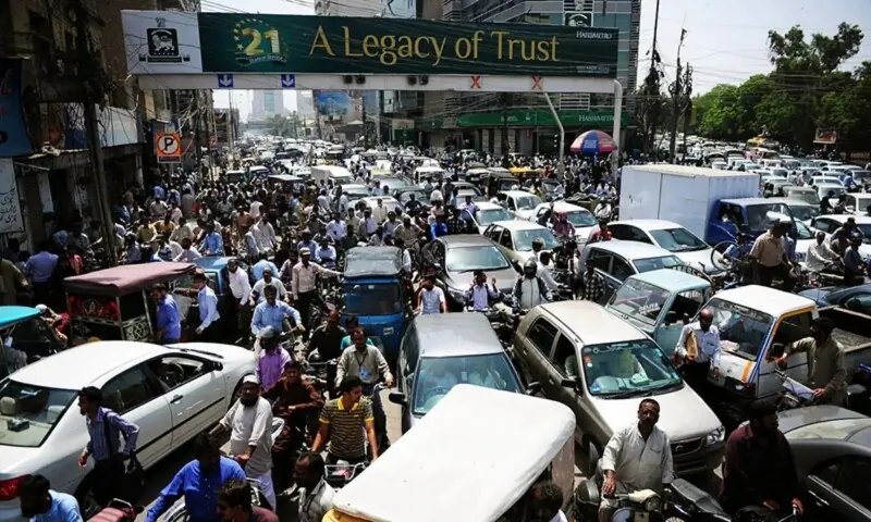 Lawmakers, experts urge Pakistan to prioritise human development, climate resilience