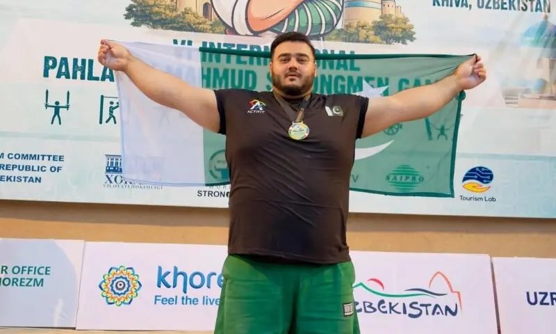 Weightlifter Nooh Dastagir Butt wins double gold despite injury, doping rivals