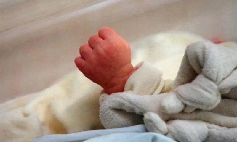 Over 150 baby deaths linked to UK maternity scandal: probe