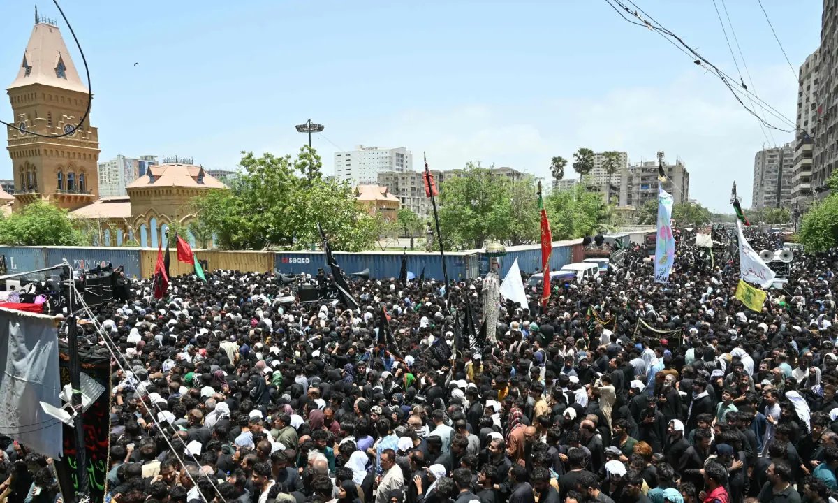 In pictures: Mourners commemorate Ashura with processions nationwide