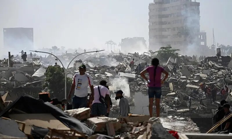 Foreign rescue teams reaching quake-hit Venezuela where 589 dead, many missing