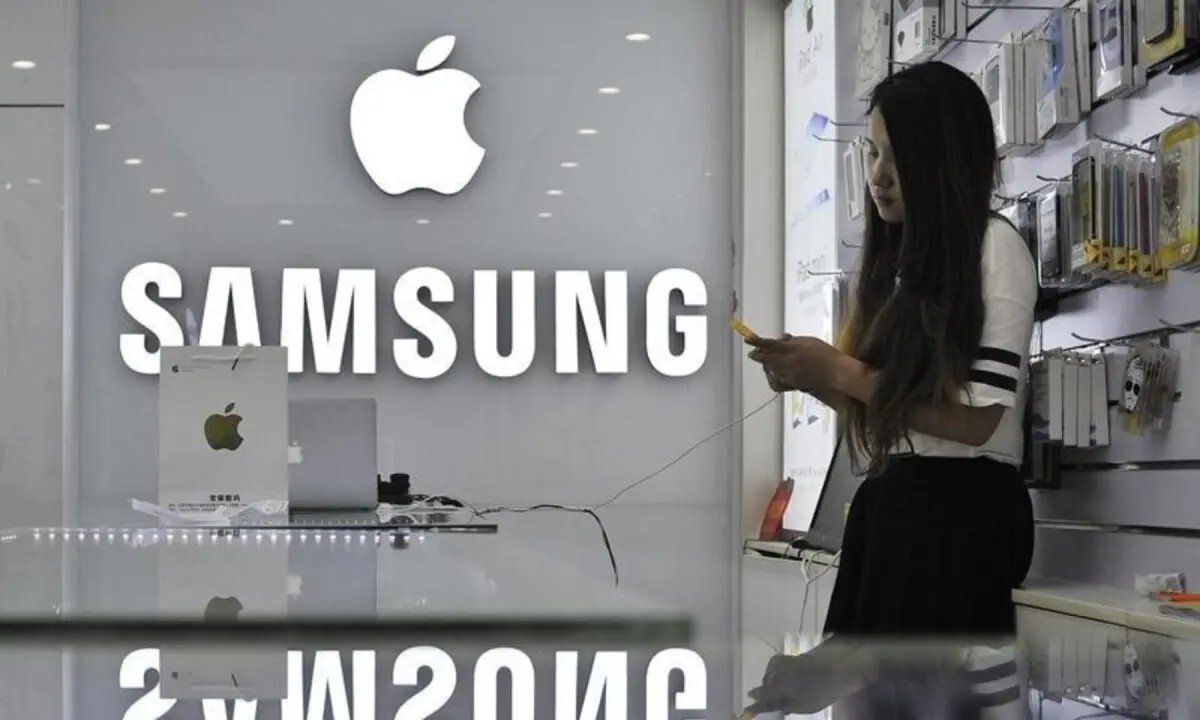 Why Samsung may welcome Apple’s most expensive iPhone yet