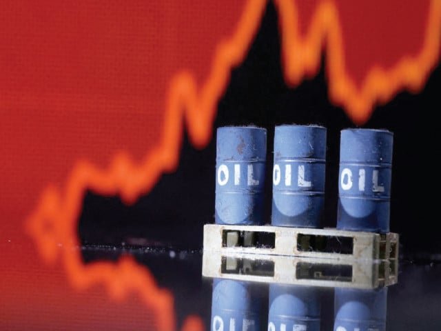 Oil prices rise as fragile US-Iran talks sustain supply worries