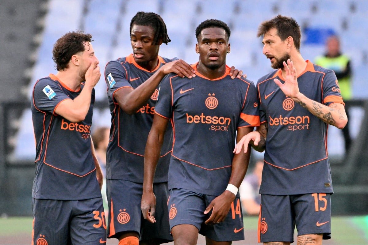 Champions Inter thump Lazio in cup final warm up