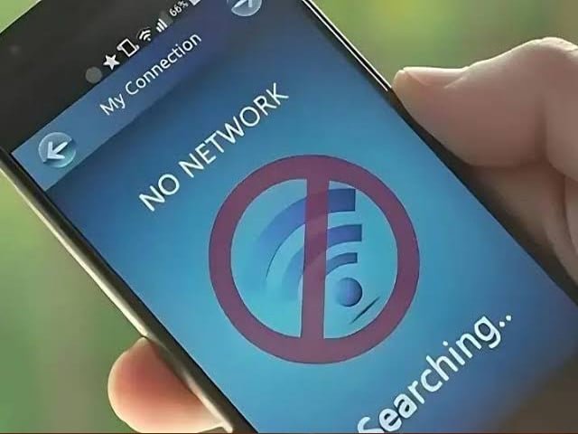 Balochistan, K-P partially suspend mobile service