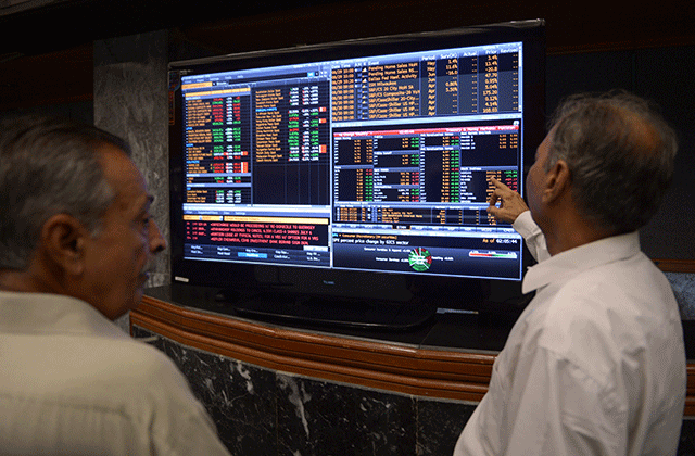 Investors book gains amid US-Iran tensions