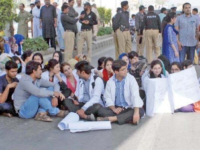Young doctors to rally against govt on June 12