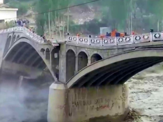 Newly built Rs130m bridge collapses in DG Khan