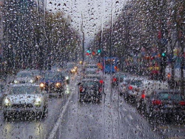 Rain, flash flood alerts issued as heat persists across parts of Pakistan