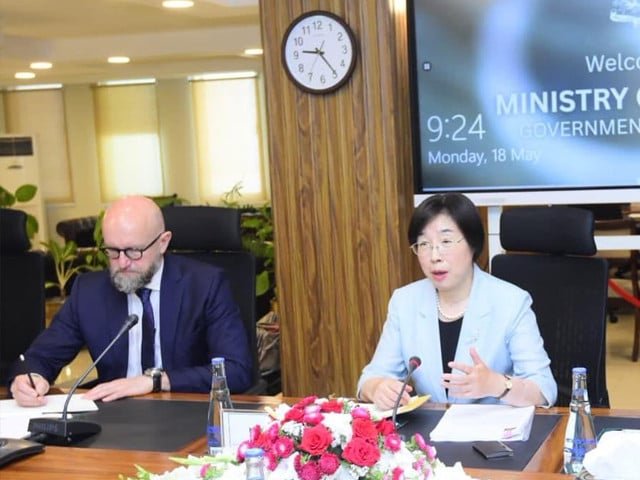 Govt explores AIIB financing