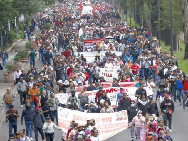 Protesters block road to Mexican World Cup stadium