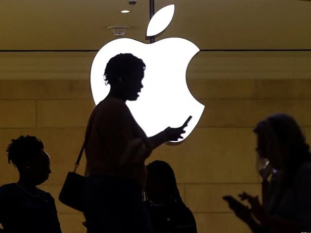 UK tribunal allows $4b Apple case to proceed
