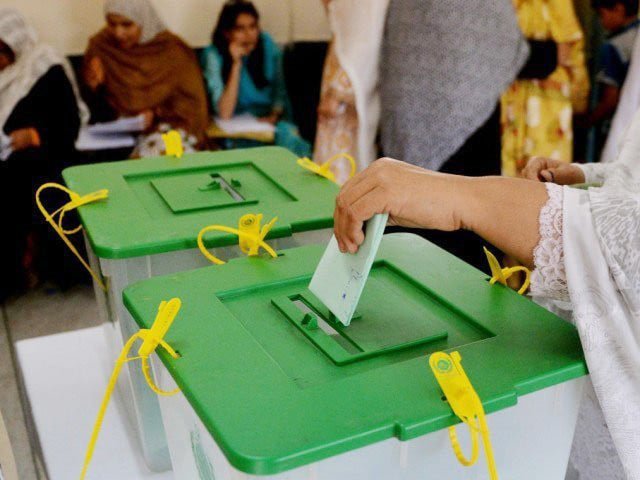 Govt rejects rumours on voting age