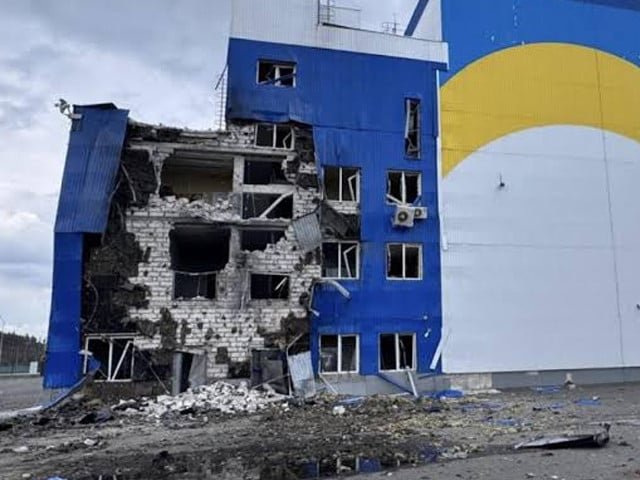 Russian strikes kill five, damage nuclear storage facility: Kyiv