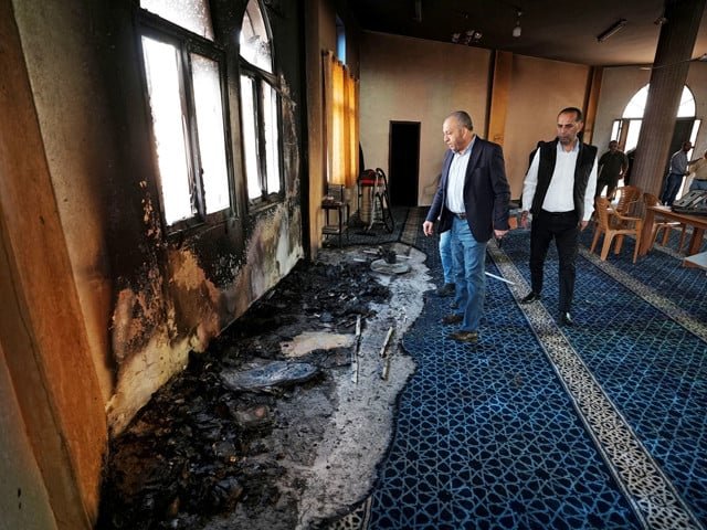 Israeli settlers torch two West Bank mosques