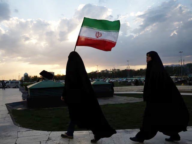 Iran deal includes $300 billion fund, more than half of which already committed, source says