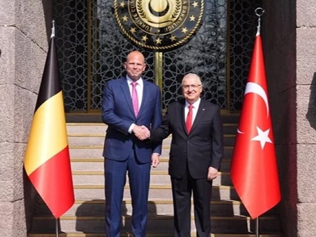 Belgium and Turkey sign nine defence pacts
