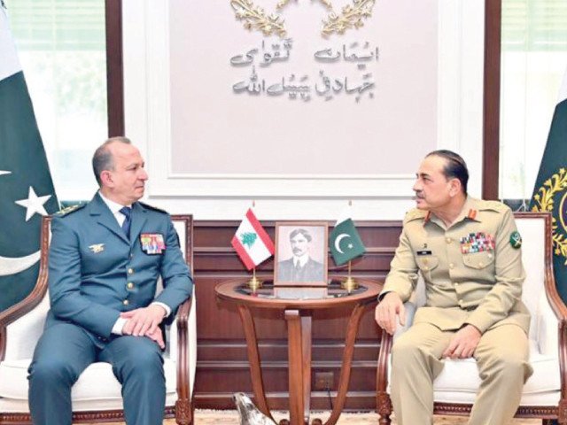 Lebanon, Bahrain military chiefs meet CDF Munir