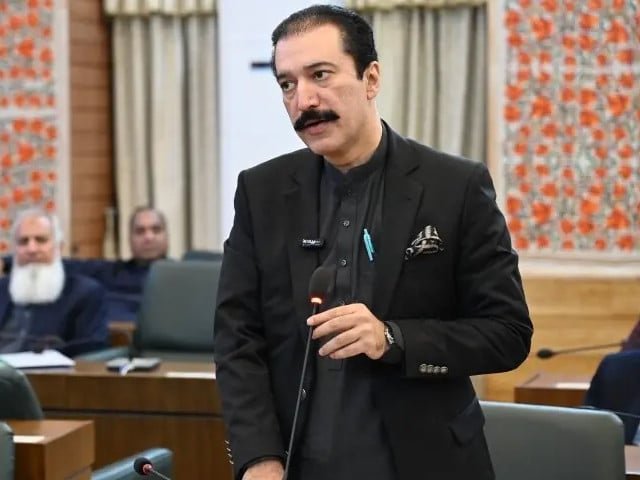 AJK PM offers fresh talks amid clashes