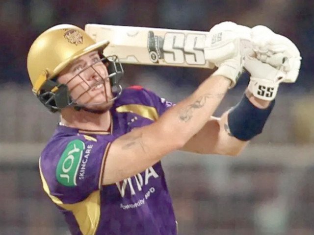 Gujarat miss out on top spot