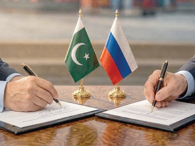 Pakistan, Russia eye economic pact