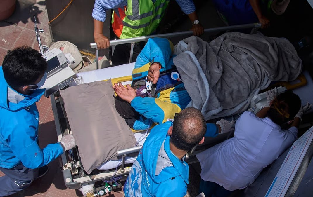 Everest survivor recounts ordeal