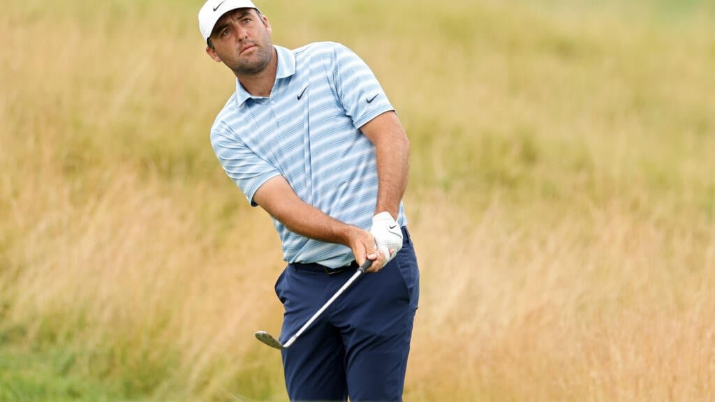 Scheffler fires 60 to grab early lead