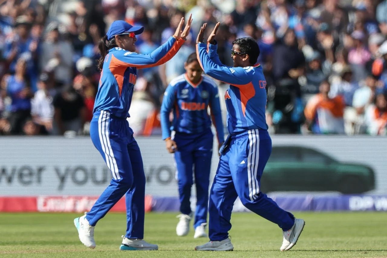 India rout Pakistan at women's T20 World Cup