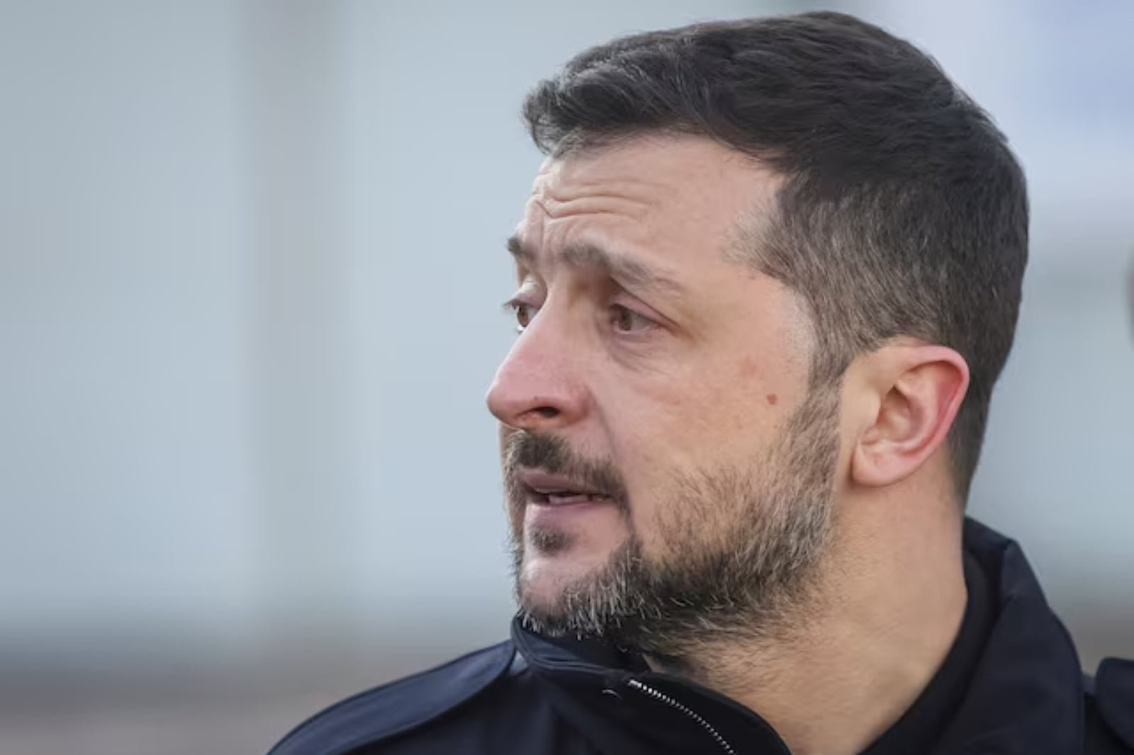 Russian attacks on Ukraine kill three; Zelensky upbeat on talks with US envoys