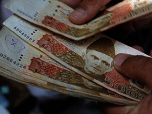 حکومت کا اشرافیہ کو ٹیکس، ڈیوٹی کی مد میں کھربوں روپے کا استثنیٰ و مراعات دینے کا انکشاف