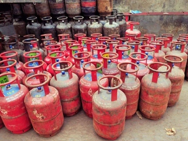 ایل پی جی مافیا نے عوام کی جیبوں سے 60 تا 70 ارب روپے اضافی نکال لیے